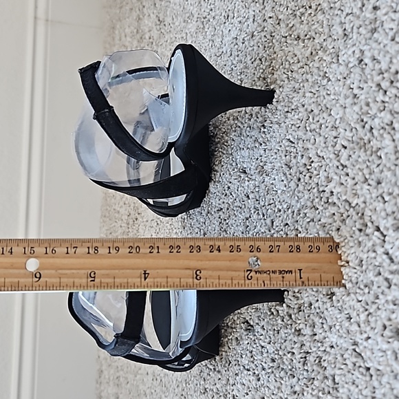 Dress shoes - Picture 4 of 6